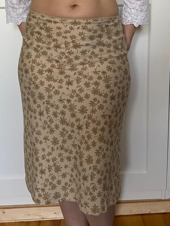 Vintage Dresses & Skirts - Cute Coquette Neutral Floral Midi Skirt - Beige Floral Print